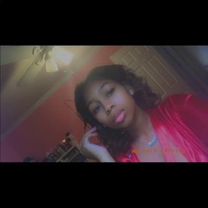 Meet your Posher, Brielle